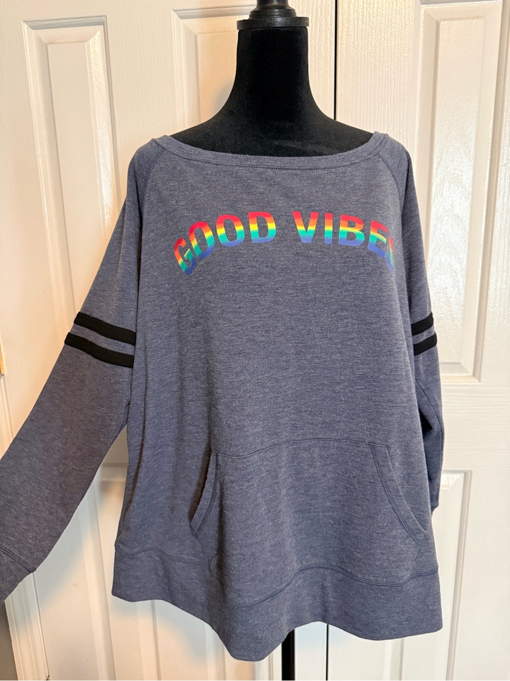 Torrid Good Vibes Rainbow Graphic Pullover Sweatshirt Size 1